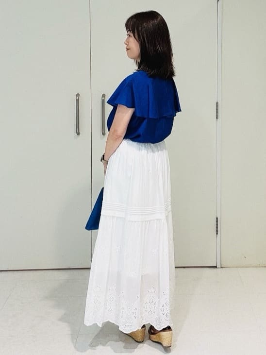 makiさんの「UNTITLED｜【きれいめ/洗える/フリル】ラッフルシアーブラウス」を使ったコーディネート
