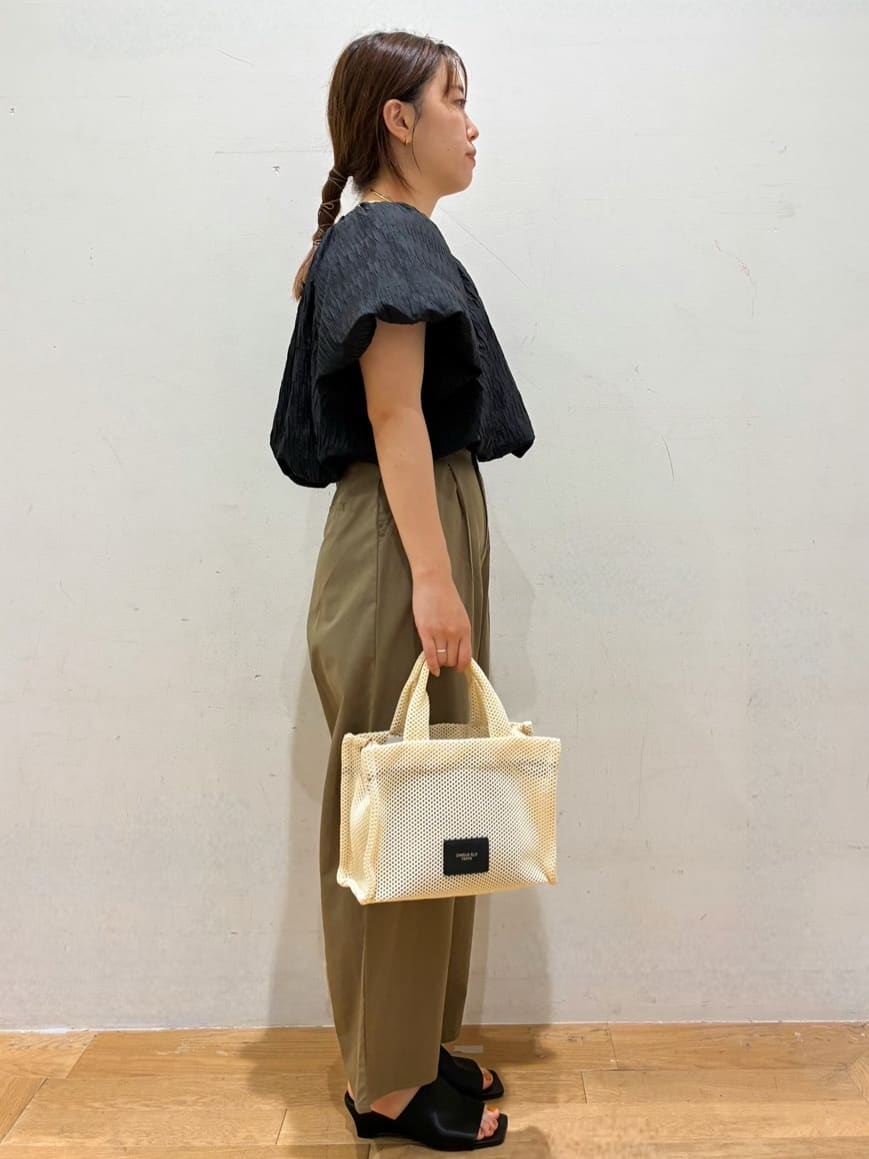 kurumiさんの「OPAQUE.CLIP｜ふくれジャカードバルーンブラウス【洗濯機洗い可】」を使ったコーディネート