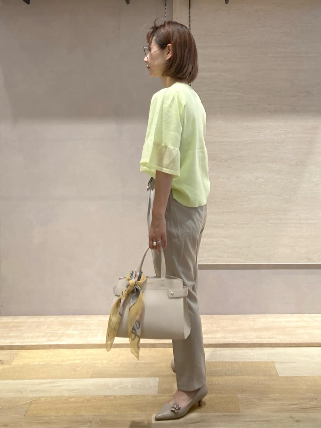 たけねぇさんの「OPAQUE.CLIP｜《5色展開》シアーフレアスリーブニット【洗濯機洗い可】」を使ったコーディネート
