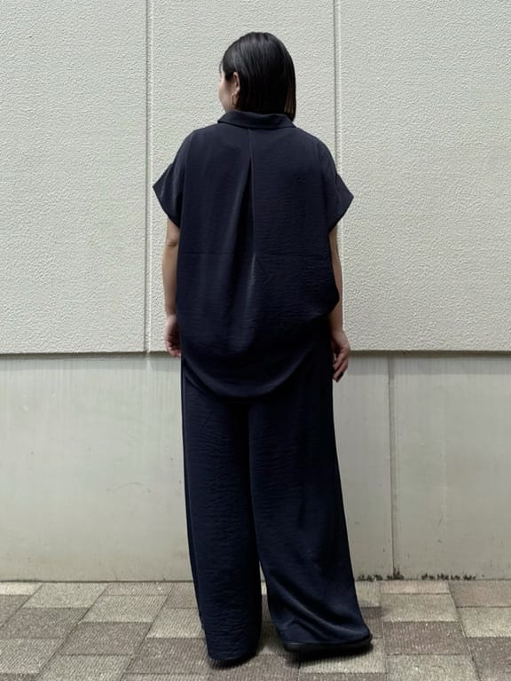 chさんの「THE SHOP TK｜コットンライクブラウス【接触冷感/洗濯機OK/UV/セットアップ可】」を使ったコーディネート