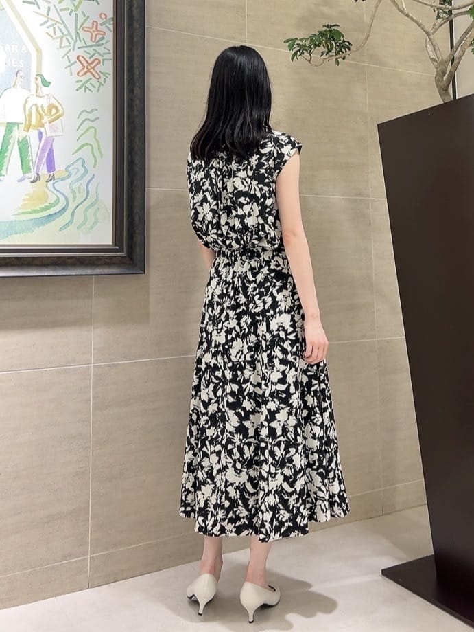 sechiさんの「UNTITLED｜【日本製・本革】Comfit Dresser Pumps（コンフィットドレッサーパンプス）」を使ったコーディネート