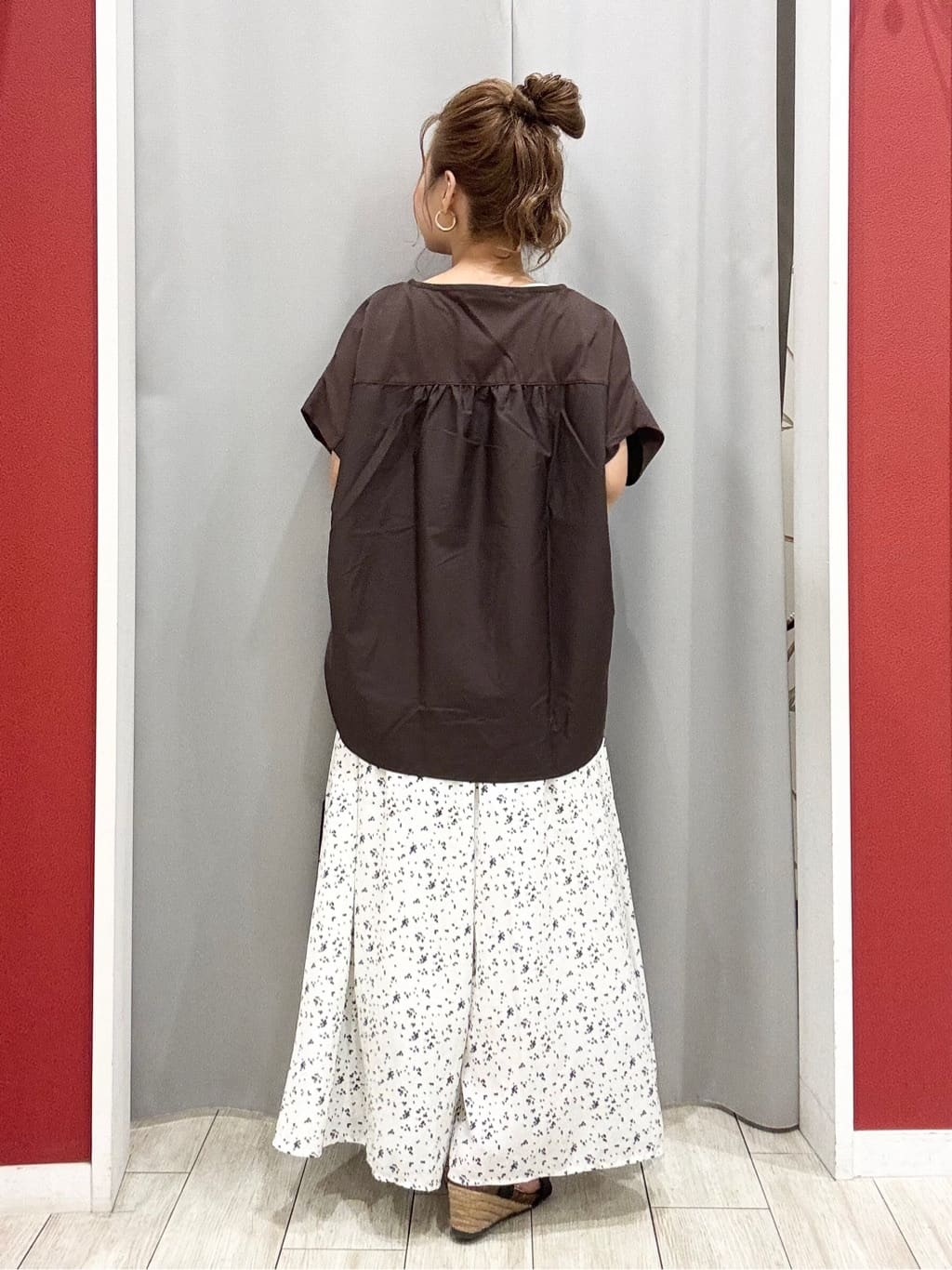 shioさんの「SHOO･LA･RUE｜【S-LL】インせず着られる 異素材使い デザイントップス」を使ったコーディネート