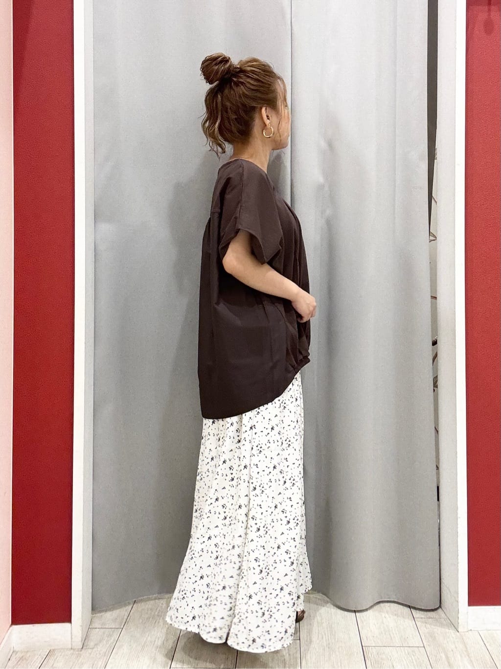 shioさんの「SHOO･LA･RUE｜【S-LL】インせず着られる 異素材使い デザイントップス」を使ったコーディネート