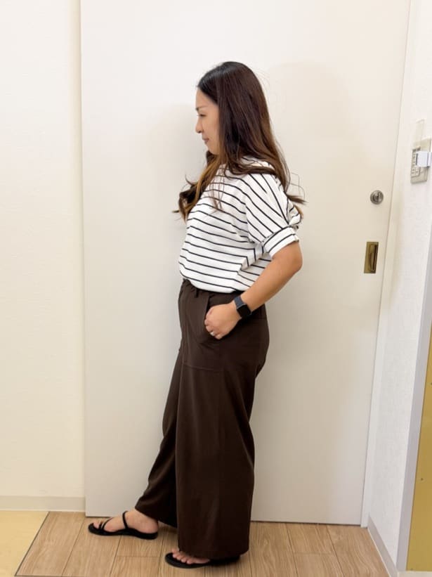 sachiさんの「grove｜【接触冷感】見た目はきちんと、着心地はらくちん クロップドベイカーパンツ」を使ったコーディネート