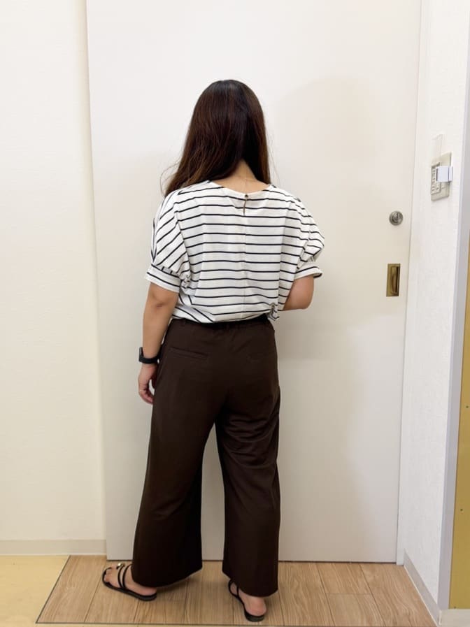 sachiさんの「grove｜【接触冷感】見た目はきちんと、着心地はらくちん クロップドベイカーパンツ」を使ったコーディネート