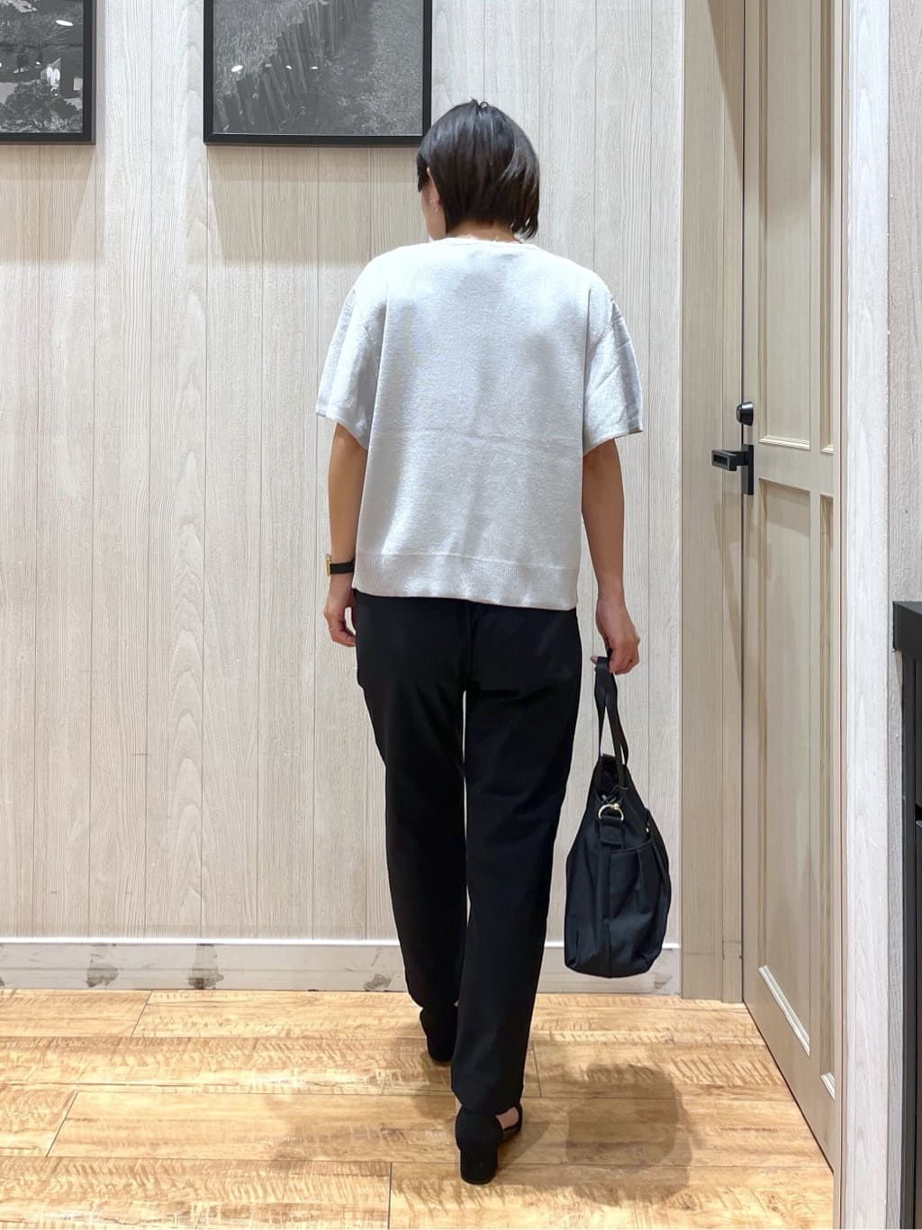 shirayuuuさんの「SHOO･LA･RUE｜【S-LL】二の腕はカバーして魅せる フレアスリーブニット」を使ったコーディネート