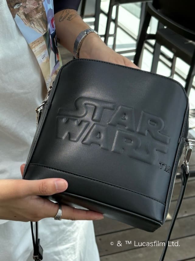 北浦歩大さんの「tk.TAKEO KIKUCHI｜【STAR WARS】Capsule Collection アオリミニショルダー」を使ったコーディネート