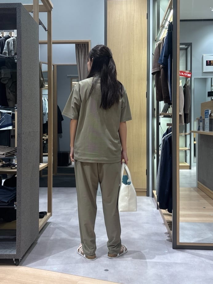 よぴさんの「TAKEO KIKUCHI｜【COOL CITY WEAR】エアートール オープンカラーシャツ /接触冷感・通気性」を使ったコーディネート