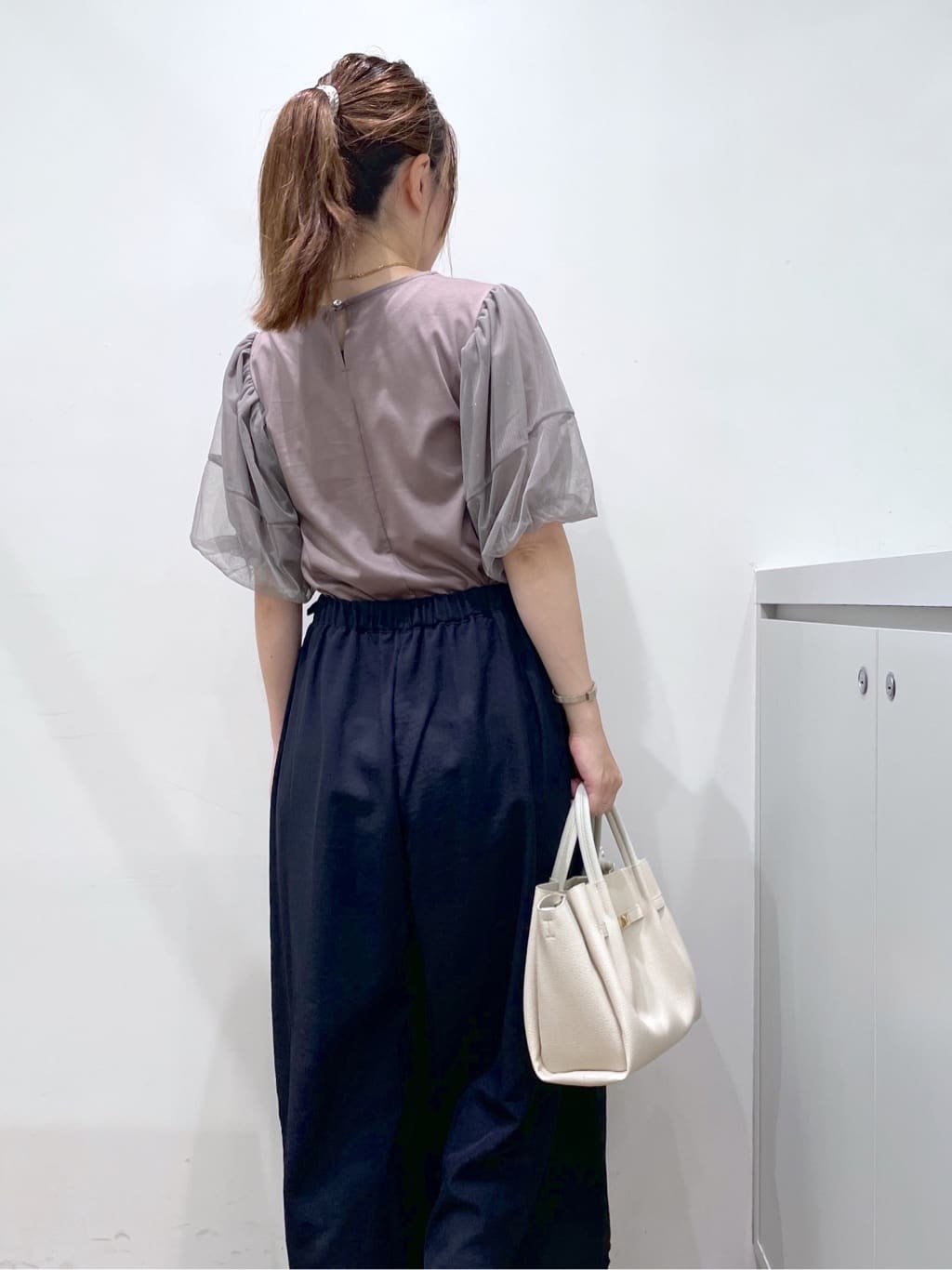 Junさんの「index｜チュールドッキングバルーントップス【洗濯機洗い可／接触冷感】」を使ったコーディネート
