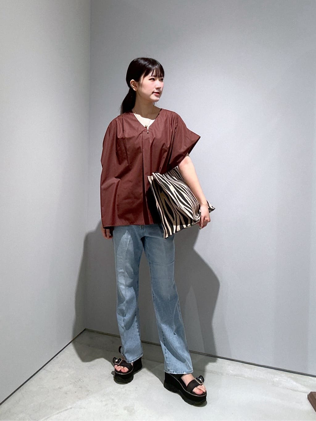 Renoさんの「INDIVI｜スリーブレスタックブラウス」を使ったコーディネート