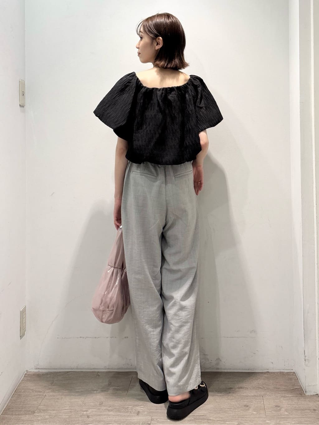 ぶまりんさんの「OPAQUE.CLIP｜ふくれジャカードバルーンブラウス【洗濯機洗い可】」を使ったコーディネート