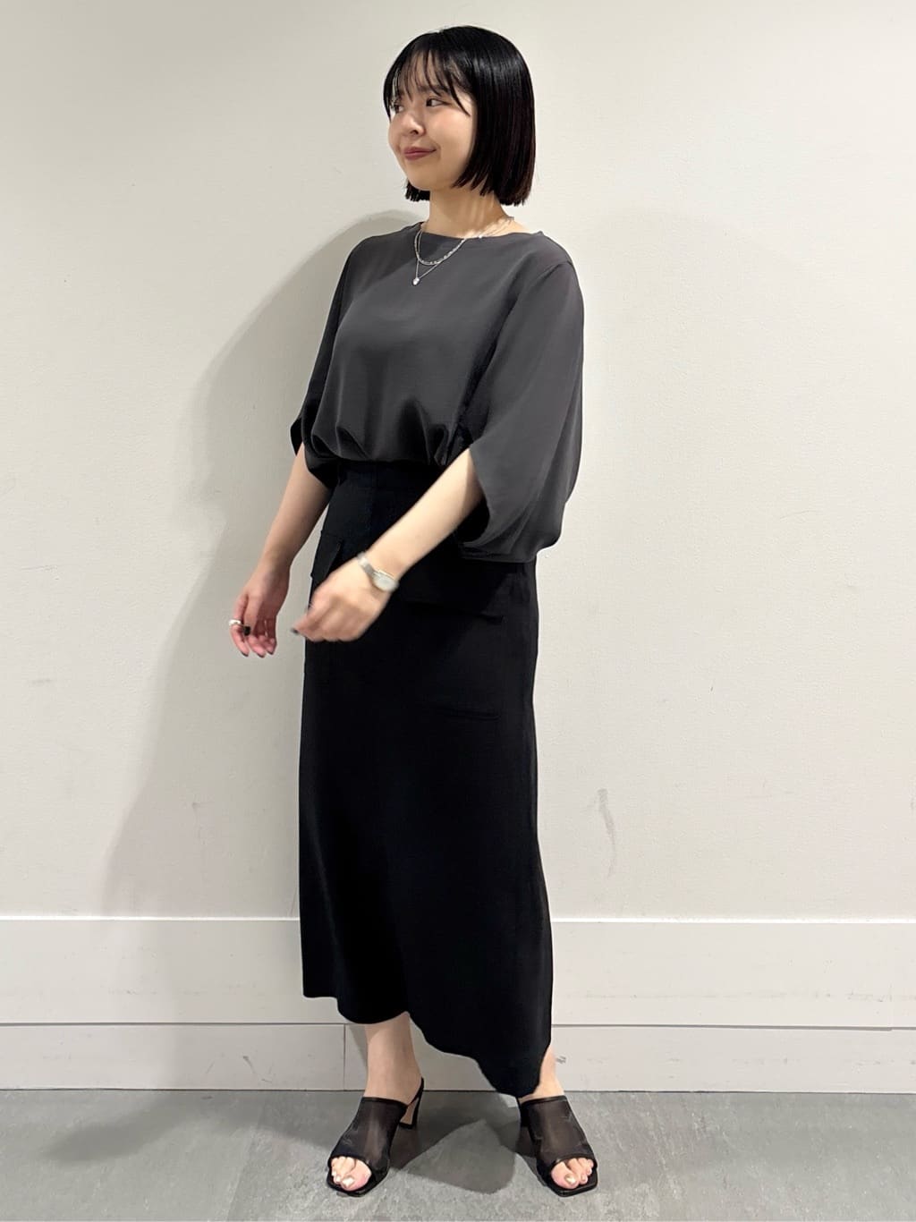 モエカさんの「UNTITLED｜【ステンレス】レイヤードチェーンネックレス」を使ったコーディネート