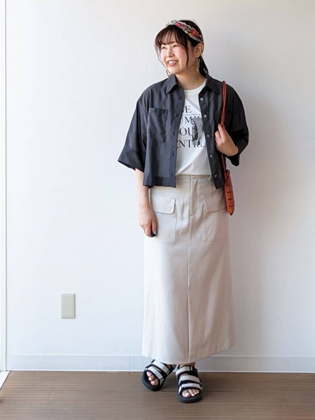 なみきさんの「UNTITLED｜【前開き/洗える】ショート丈シアーシャツ」を使ったコーディネート