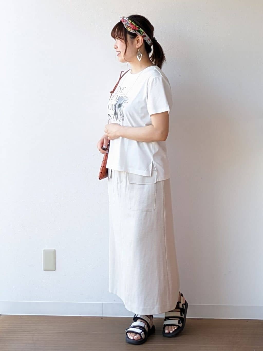 なみきさんの「UNTITLED｜【ロゴT/プリントT】グラフィックTシャツ」を使ったコーディネート