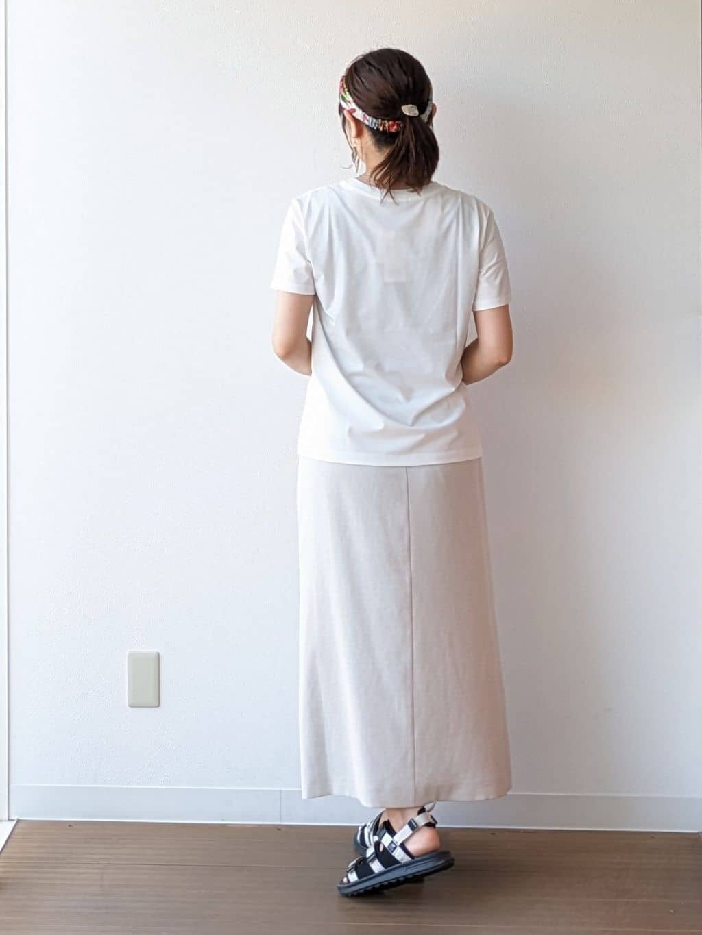 なみきさんの「UNTITLED｜【ロゴT/プリントT】グラフィックTシャツ」を使ったコーディネート