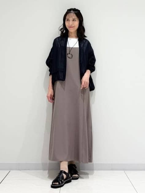 kayoさんの「INDIVI｜【UVケア】エアリージョーゼット キャミワンピース」を使ったコーディネート