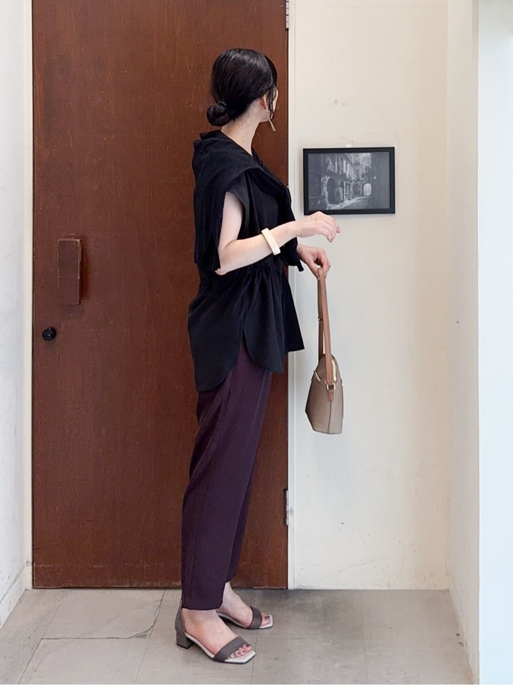 𝐇𝐢𝐫𝐨𝐦𝐢さんの「SHOO･LA･RUE｜【S-LL】シルエットが変えられる ウエストリボンブラウス」を使ったコーディネート
