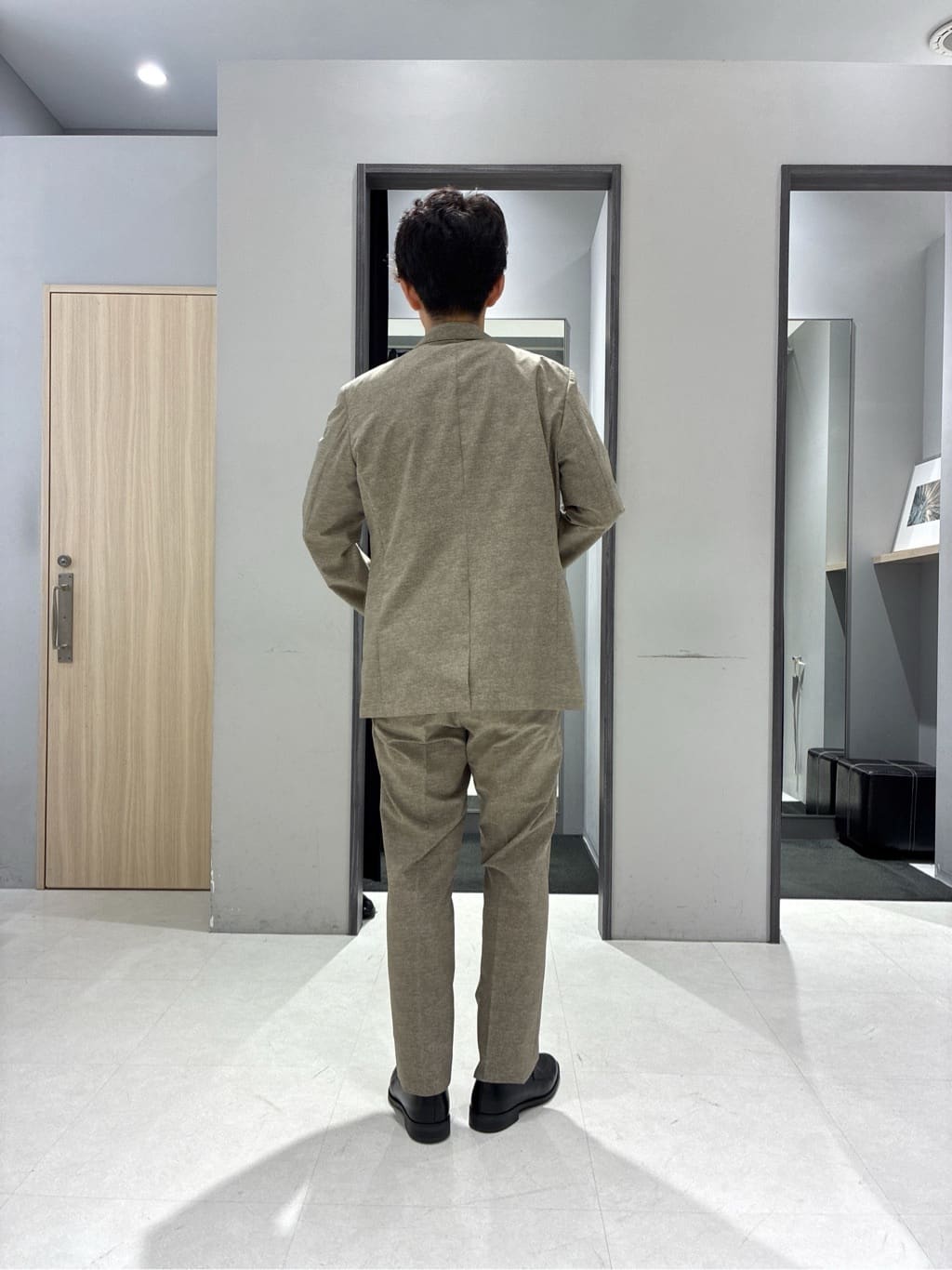 わいずみさんの「TAKEO KIKUCHI｜【抗菌防臭】COOL DOTS（R）ドビープリント ジャケット」を使ったコーディネート