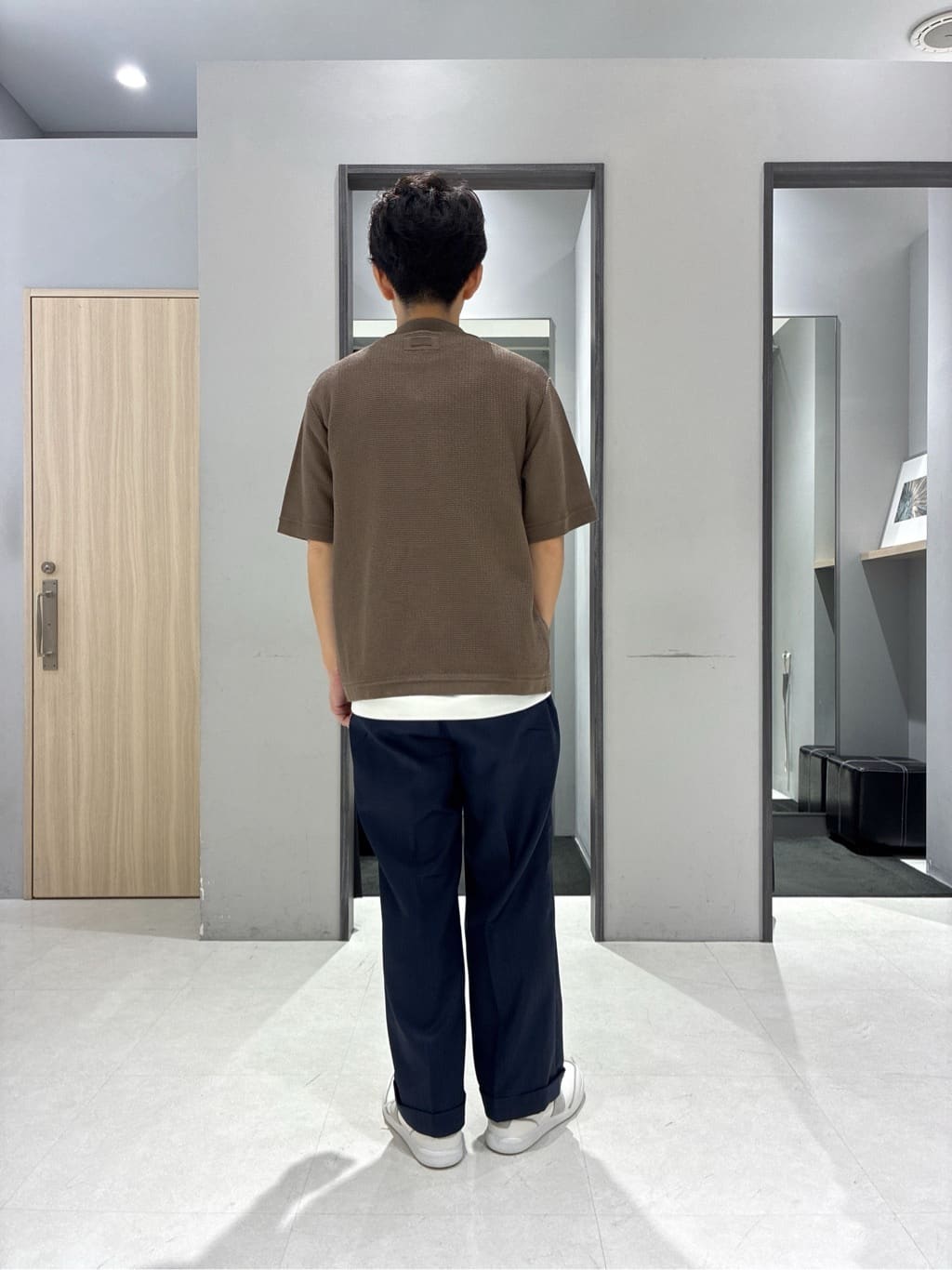 わいずみさんの「TAKEO KIKUCHI｜【抗菌防臭／5サイズ展開】ハイゲージポンチ Tシャツ」を使ったコーディネート