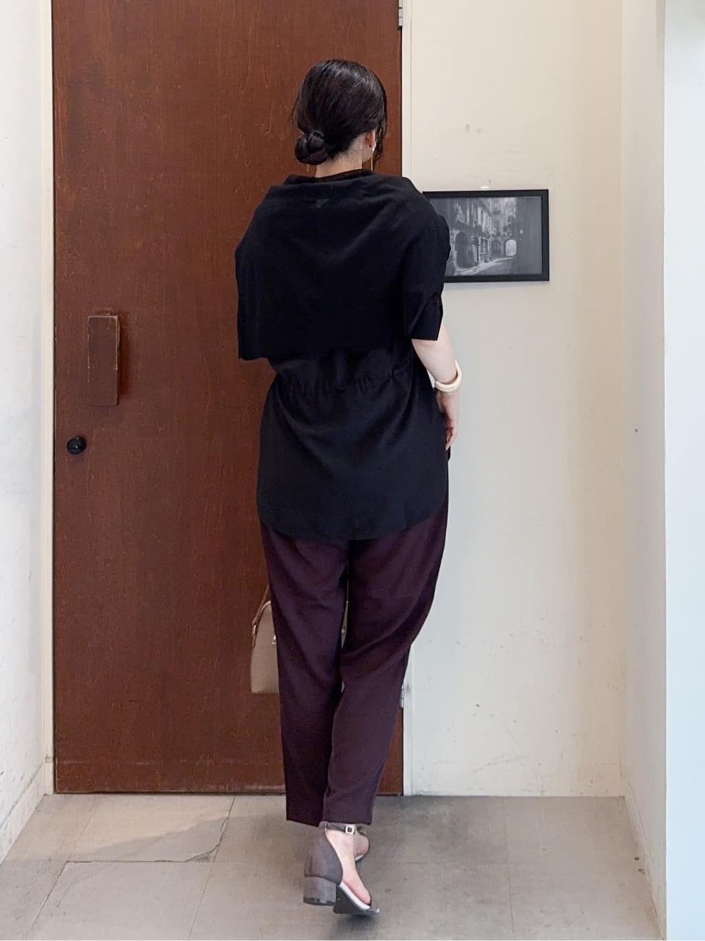 𝐇𝐢𝐫𝐨𝐦𝐢さんの「SHOO･LA･RUE｜【S-LL】シルエットが変えられる ウエストリボンブラウス」を使ったコーディネート
