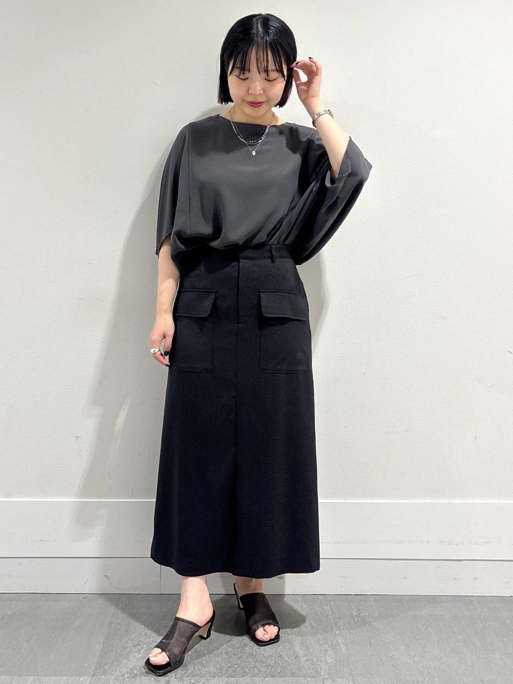 モエカさんの「UNTITLED｜【ステンレス】レイヤードチェーンネックレス」を使ったコーディネート