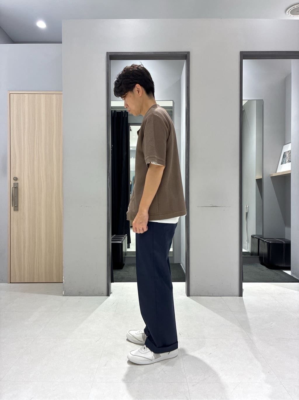 わいずみさんの「TAKEO KIKUCHI｜【抗菌防臭／5サイズ展開】ハイゲージポンチ Tシャツ」を使ったコーディネート