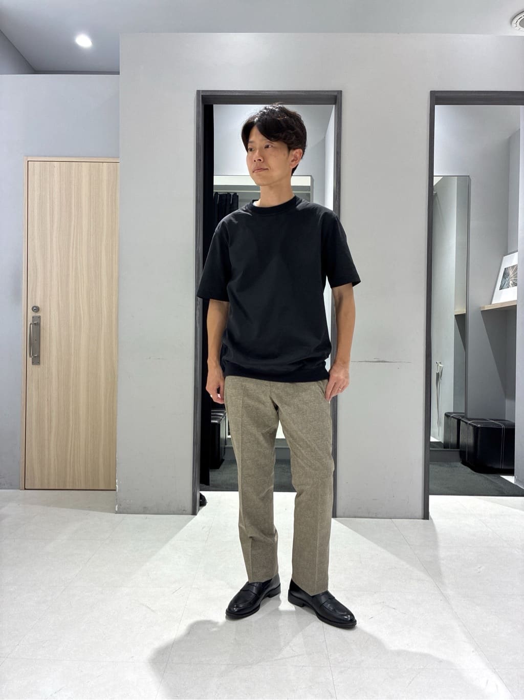 わいずみさんの「TAKEO KIKUCHI｜【抗菌防臭】COOL DOTS（R）ドビープリント ジャケット」を使ったコーディネート