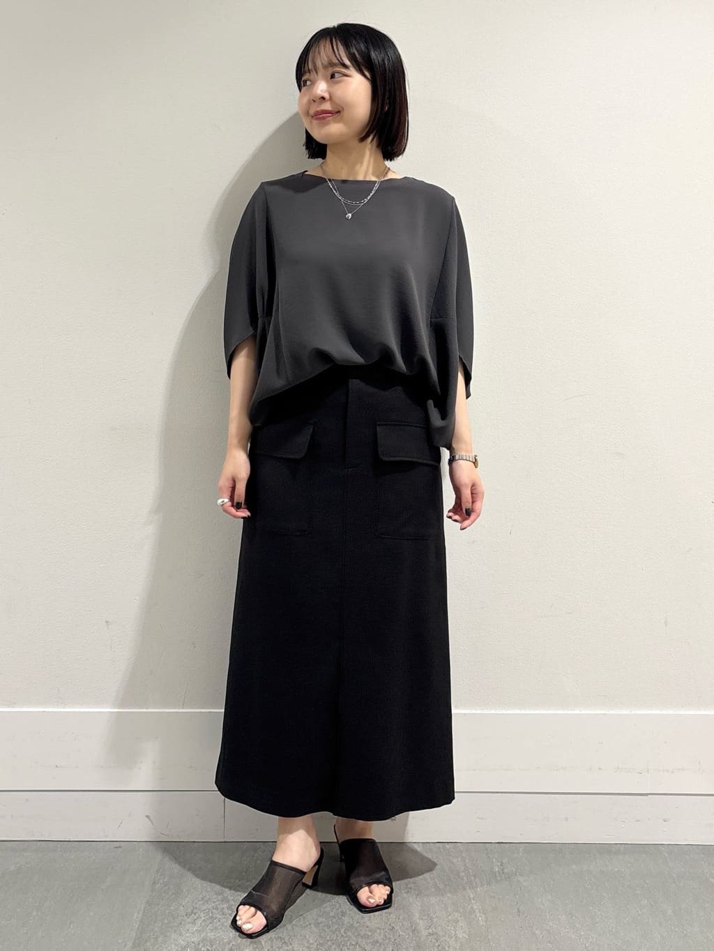 モエカさんの「UNTITLED｜【ステンレス】レイヤードチェーンネックレス」を使ったコーディネート