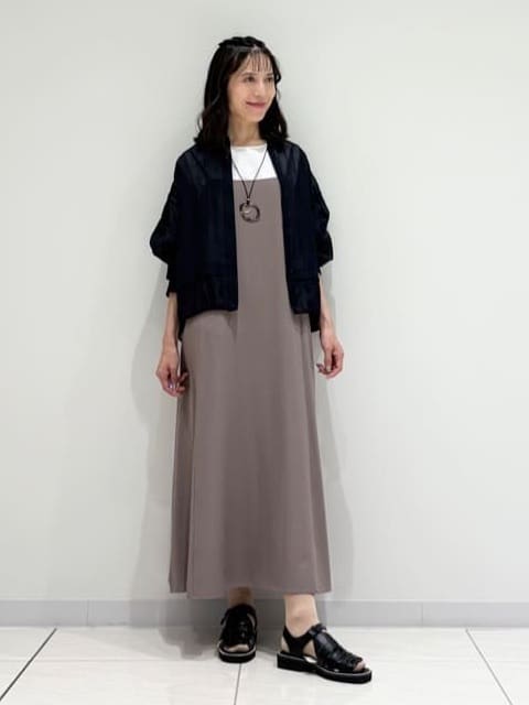 kayoさんの「INDIVI｜【UVケア】エアリージョーゼット キャミワンピース」を使ったコーディネート