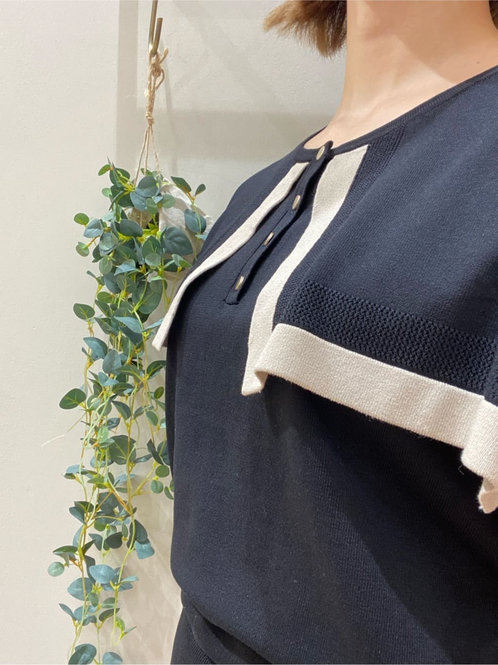 まなしぃさんの「grove｜【ひんやり/UVカット】大人の可愛さ　セーラーカラーニット」を使ったコーディネート