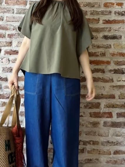 tokiさんの「THE SHOP TK｜フレアスリーブブラウス【二の腕カバー/UV/洗濯機OK】」を使ったコーディネート