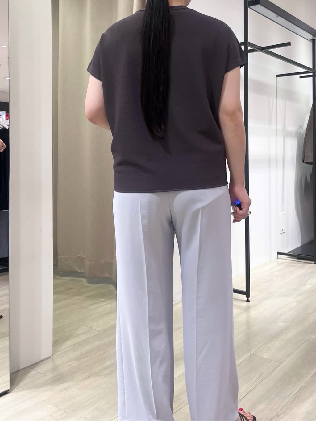 hasuさんの「INDIVI｜【着る日傘／遮熱／UVケア】ワイドパンツ」を使ったコーディネート