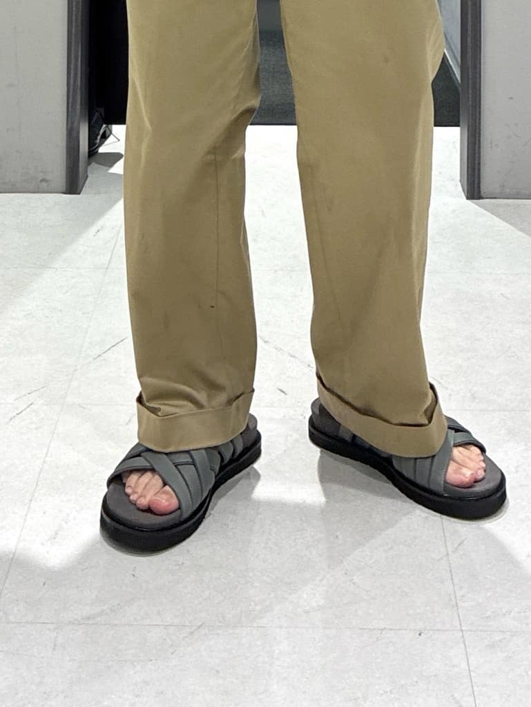 わいずみさんの「TAKEO KIKUCHI｜【抗菌防臭／5サイズ展開】ハイゲージポンチ Tシャツ」を使ったコーディネート
