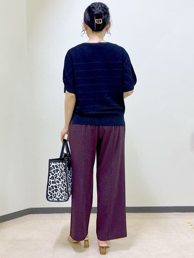  beni_gingerさんの「Reflect｜【接触冷感／マシンウォッシュ可／ウエスト総ゴム】ワイドシルエットパンツ」を使ったコーディネート