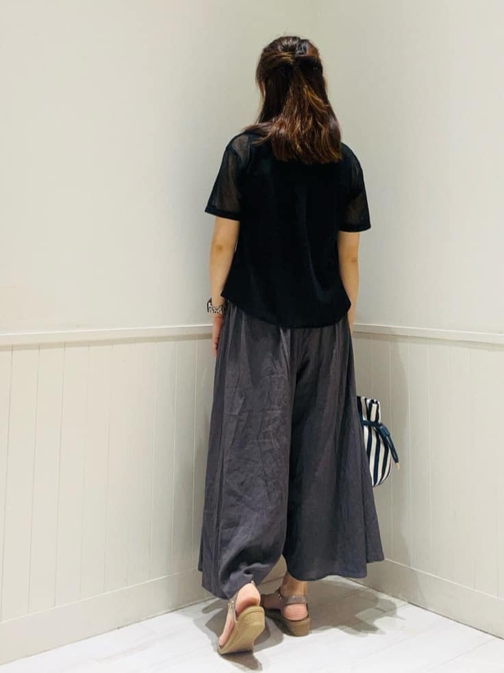 Kyonさんの「SHOO･LA･RUE｜【S-LL/裏地ひんやり】エアリーで涼やか 大人のシアースカーチョ」を使ったコーディネート