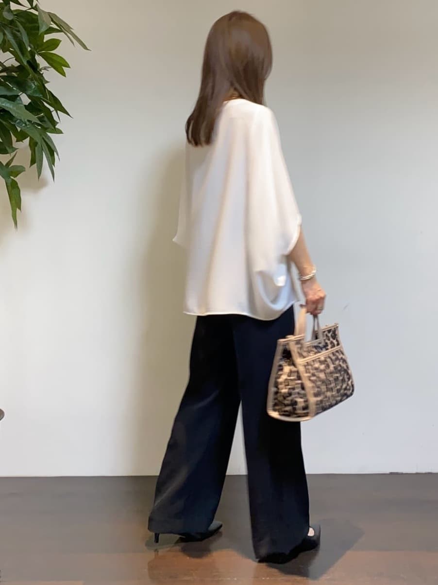 tomoさんの「UNTITLED｜ビッグオーバルネックレス」を使ったコーディネート