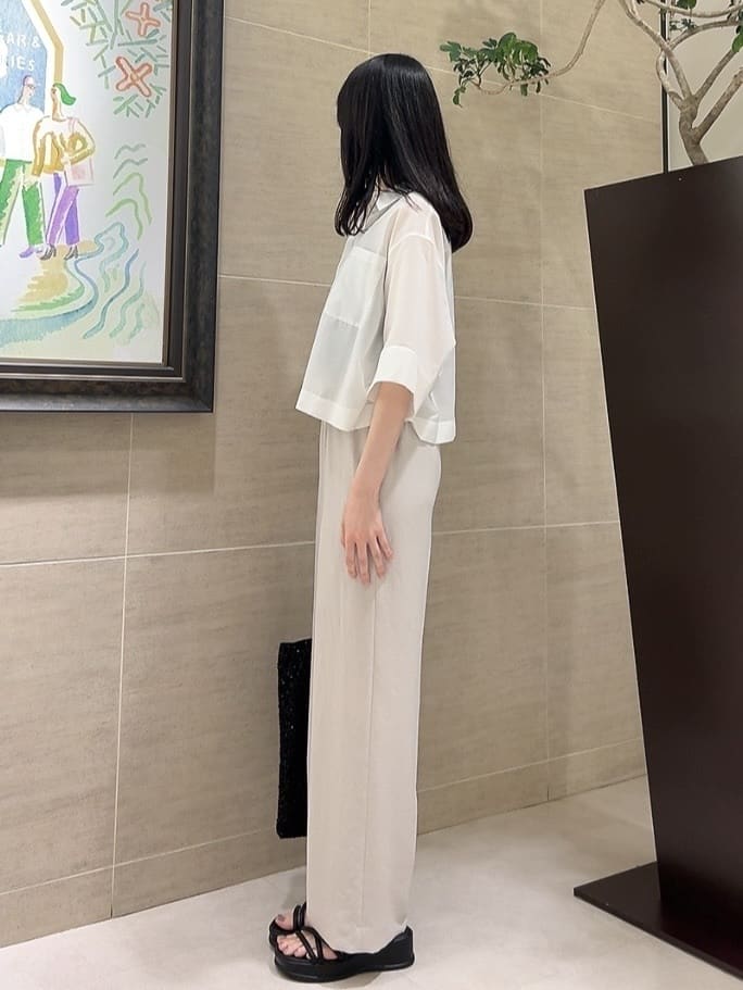 sechiさんの「UNTITLED｜【前開き/洗える】ショート丈シアーシャツ」を使ったコーディネート