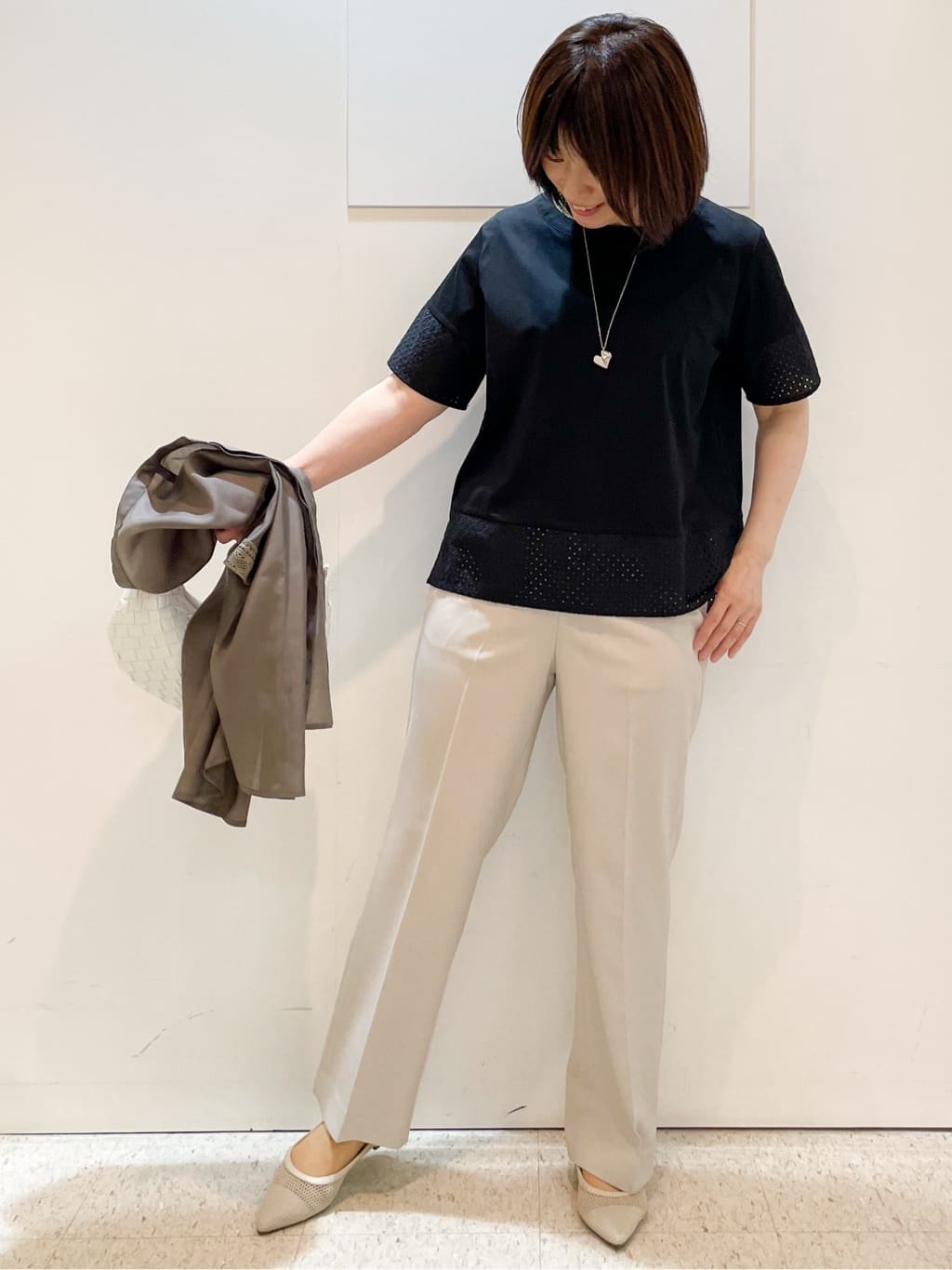 めいさんの「Reflect｜【マシンウォッシュ可】リネンライクフレアパンツ」を使ったコーディネート