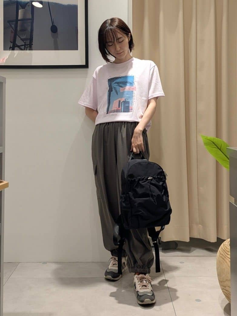 なめさんの「THE SHOP TK｜フォトアソートTシャツ【接触冷感/UV/毛玉になりにくい/洗濯機OK】」を使ったコーディネート