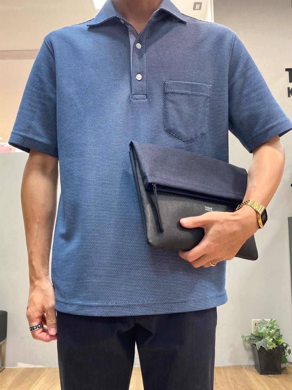 シュンさんの「TAKEO KIKUCHI｜【抗菌防臭／9色5サイズ展開】ハニカムメランジ ポロシャツ」を使ったコーディネート