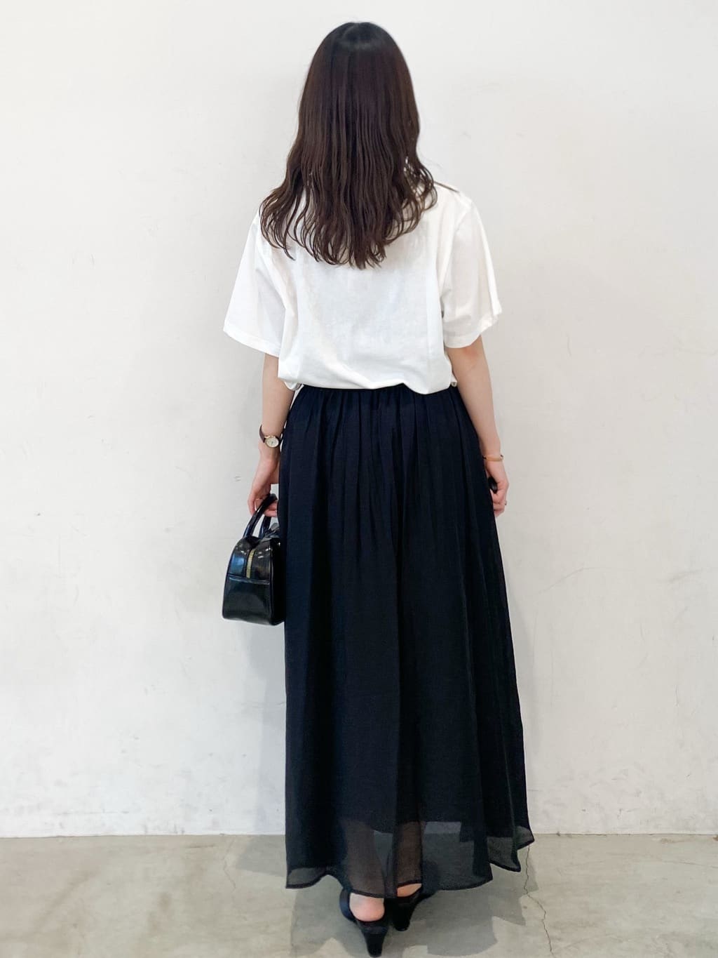 haruさんの「OPAQUE.CLIP｜風景イラストプリントTシャツ」を使ったコーディネート