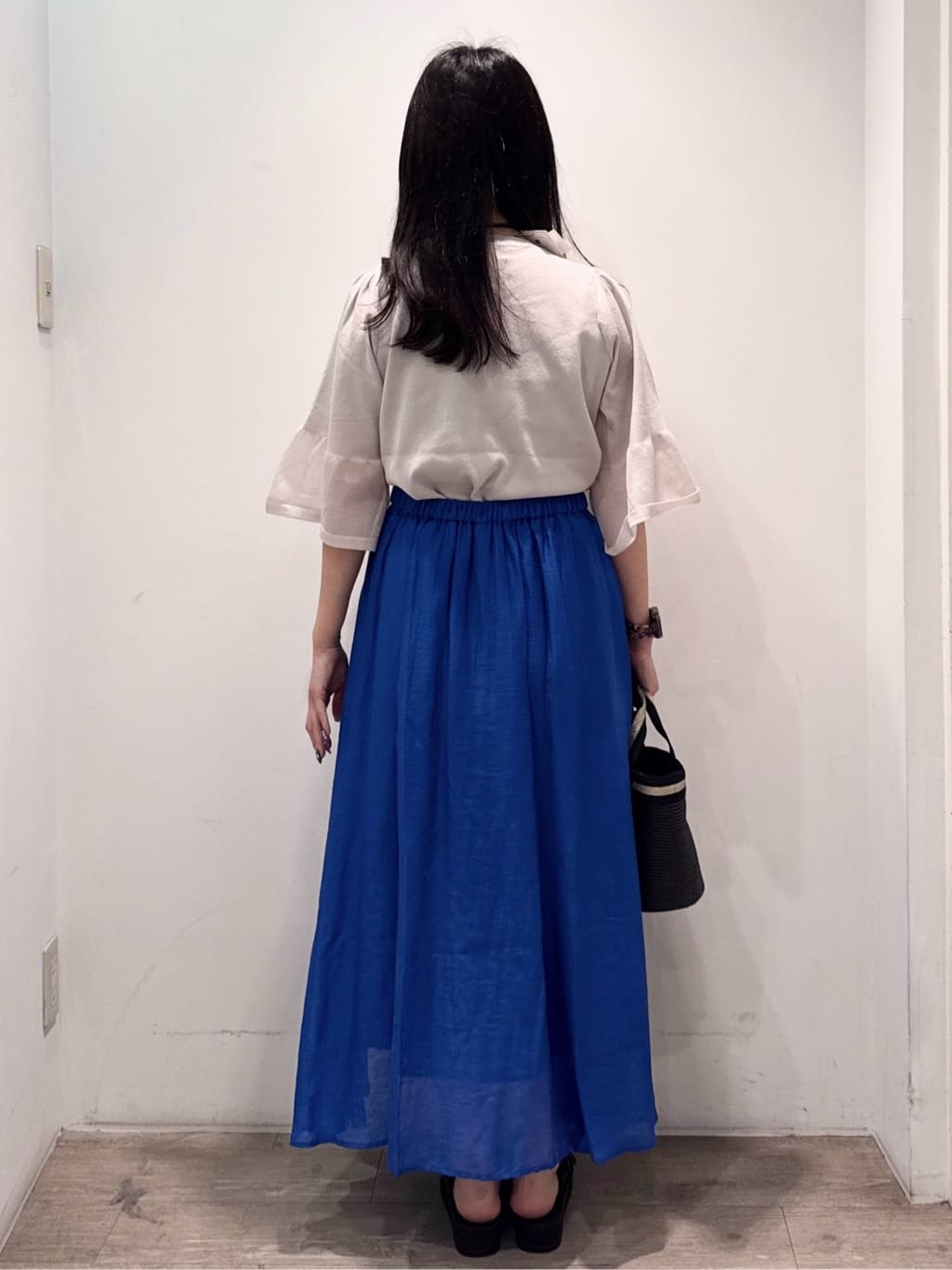 yuicciさんの「OPAQUE.CLIP｜《5色展開》シアーフレアスリーブニット【洗濯機洗い可】」を使ったコーディネート