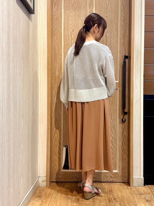 KAORIさんの「SHOO･LA･RUE｜キラッと光るラメとスパンコールが印象的 メッシュカーディガン」を使ったコーディネート