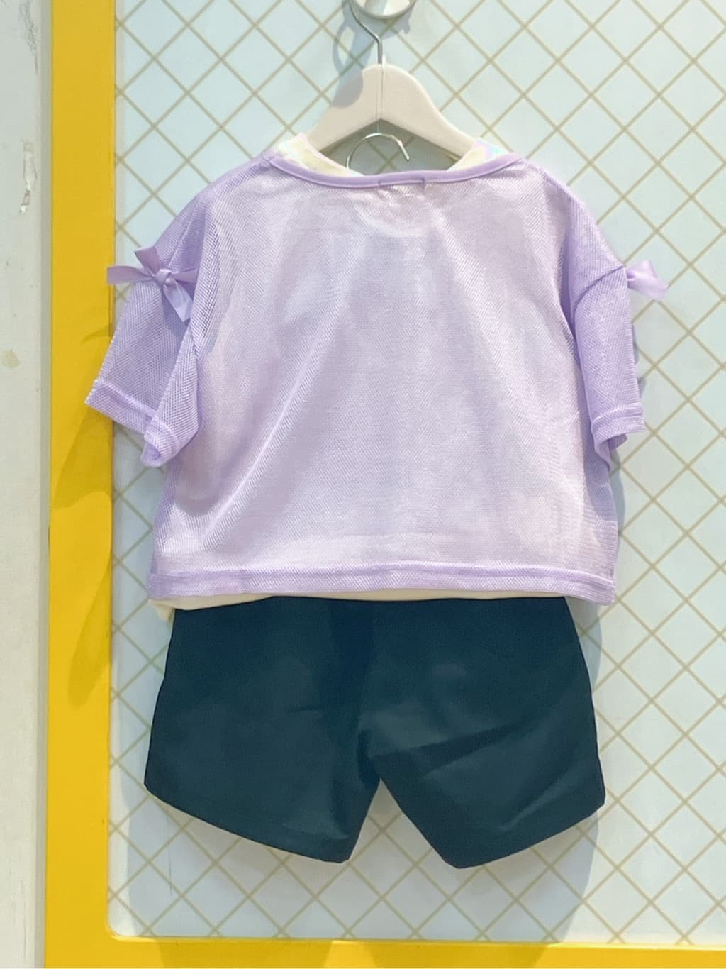 蒼さんの「SHOO･LA･RUE｜【130-150cm/2点セット】メッシュセットプルオーバー」を使ったコーディネート