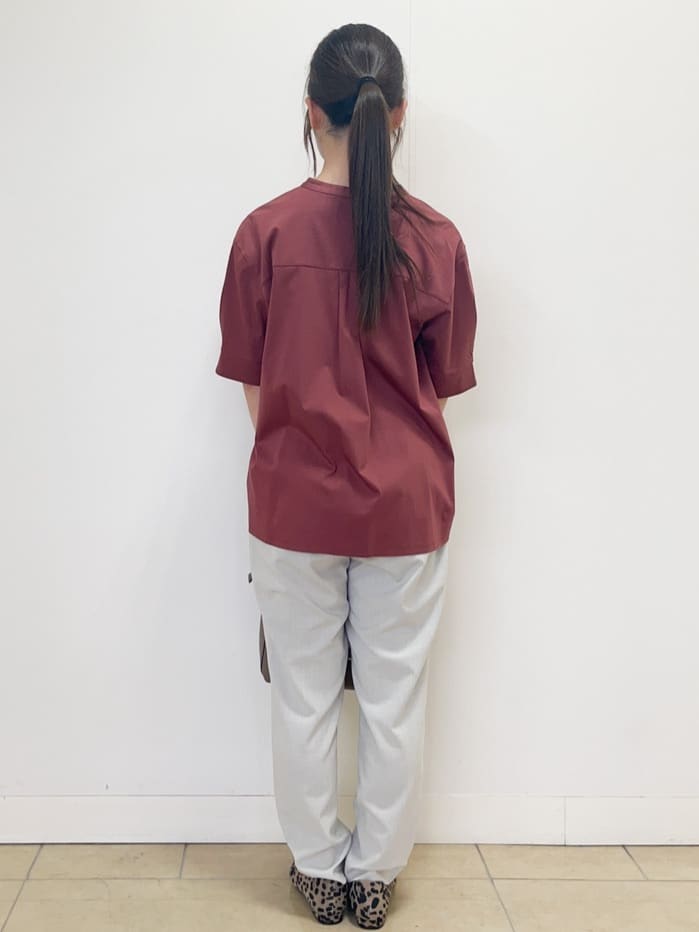 ハルさんの「Reflect｜【すっきり見え！長め丈／マシンウォッシュ可】スキッパーネックジャージトップス」を使ったコーディネート
