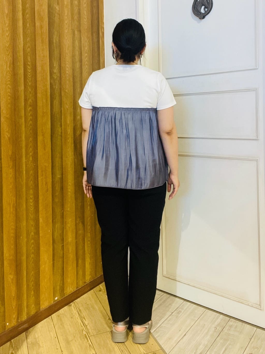 すーさんの「SHOO･LA･RUE｜【洗える/S-LL/美脚シルエット】ハイパーストレッチ テーパードパンツ」を使ったコーディネート