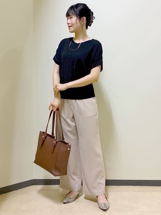  beni_gingerさんの「Reflect｜【選べる5色◎／マシンウォッシュ可】シャーリングデザインブラウス」を使ったコーディネート