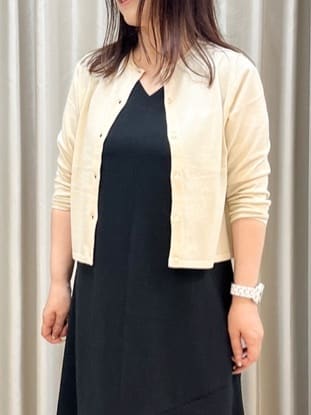 Kiyoさんの「COUP DE CHANCE｜【手洗い可/軽量】シンプルラメ混カーディガン」を使ったコーディネート