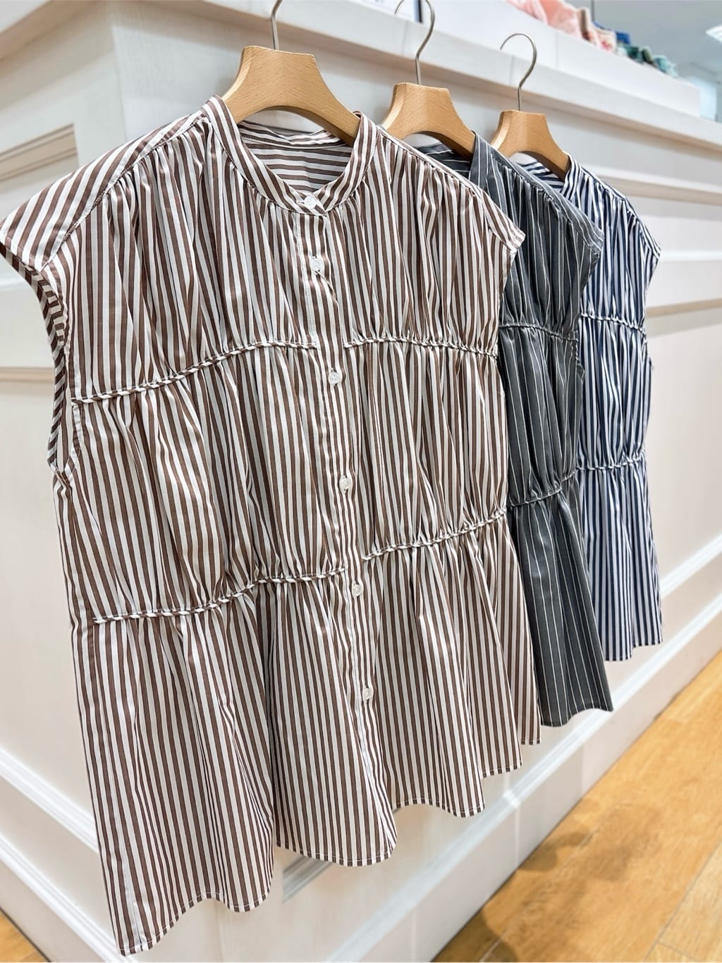 Yasucoさんの「Dessin｜【洗える】ストライプ柄ギャザーブラウス」を使ったコーディネート