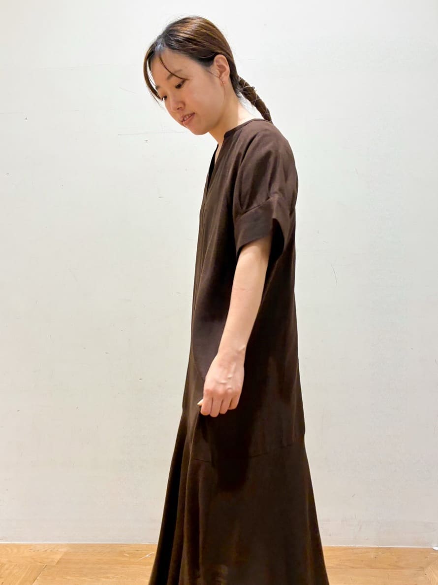 kurumiさんの「OPAQUE.CLIP｜レーヨン麻キーネックワンピース【洗える】」を使ったコーディネート
